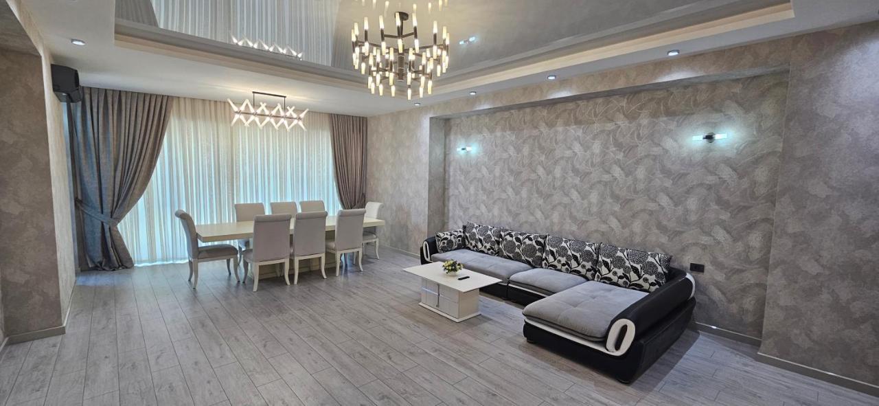 Vip Loft Apartment Baky Esterno foto